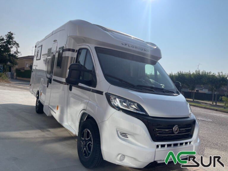 autocaravana-perfilada-fleurette-florium-cama-isla-74lmf-6.jpg